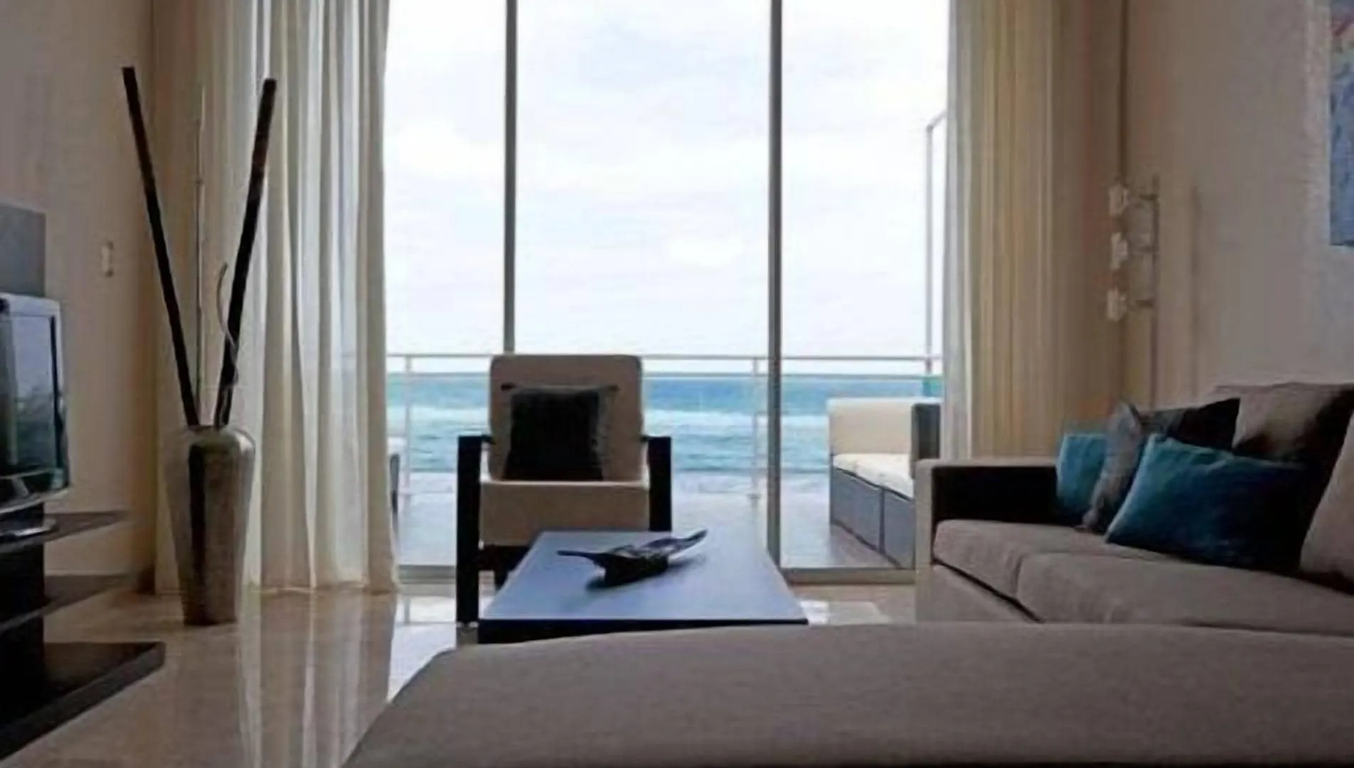 Watermark Luxury Oceanfront All Suite Hotel Cabarete